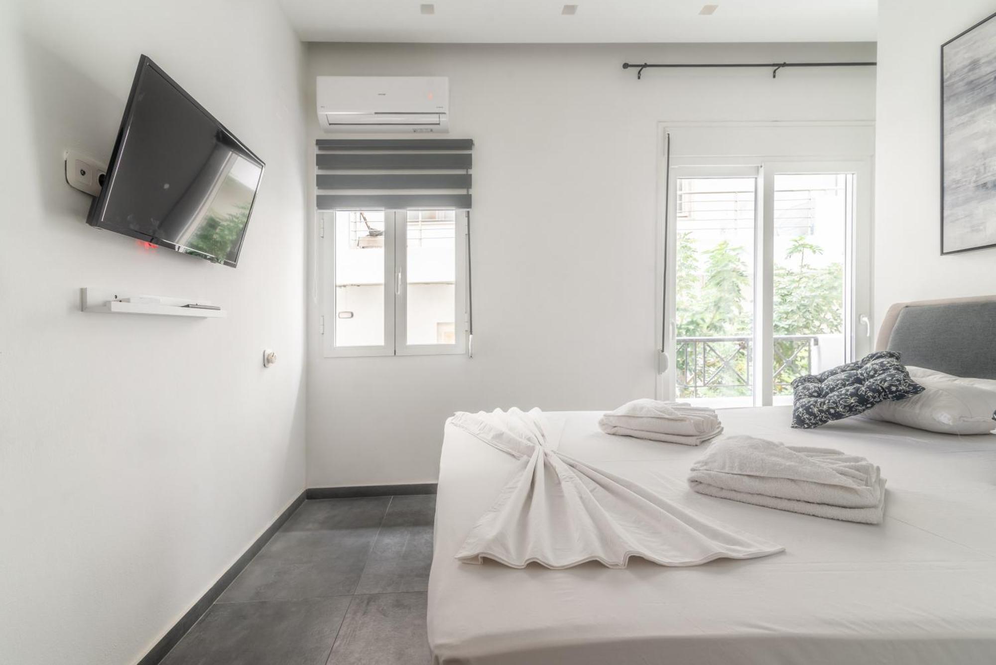 Misty Grey Apartment Near City Centre Iráclio Exterior foto